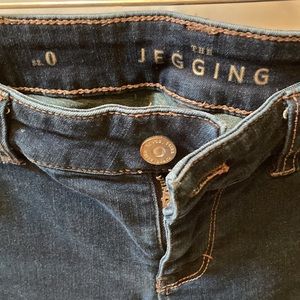 WHBM Dark Navy Denim Jeggings Size 0